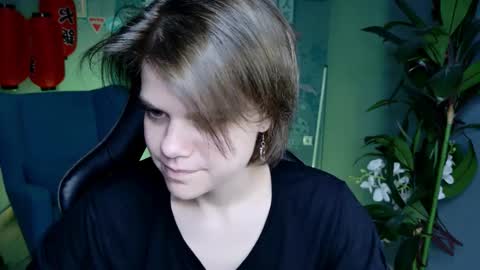 elliemurler online show from 10/01/25, 09:26