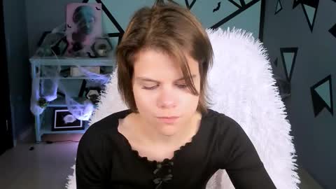 Snapshot of elliemurler chatting on 10/18/25, 09:10 elliemurler online show from 10/18/25, 09:10