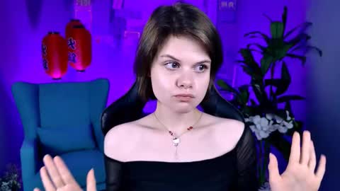 elliemurler online show from 11/07/25, 01:00