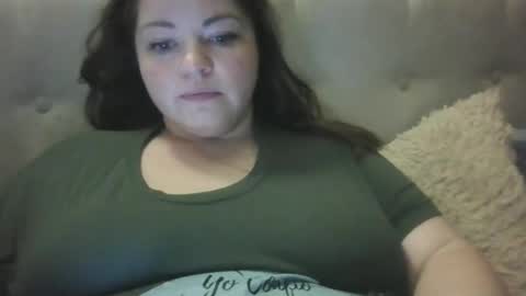 Snapshot of ellimol chatting on 01/10/25, 10:25 EliMoL online show from 01/10/25, 10:25