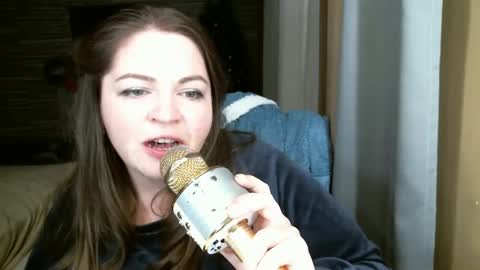 Snapshot of ellimol chatting on 02/20/25, 08:58 EliMoL online show from 02/20/25, 08:58