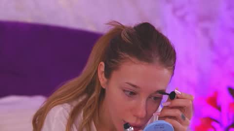 EllinaNuria online show from 02/17/26, 04:09