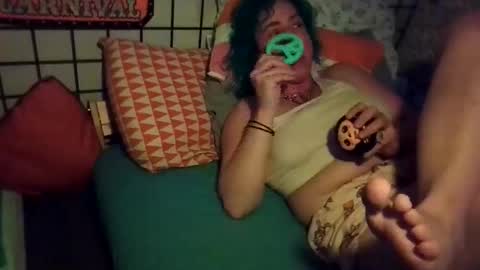 Elliohh online show from 05/01/26, 04:50