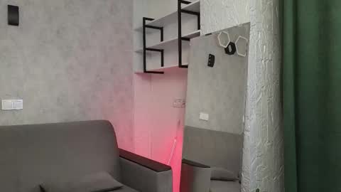 Snapshot of elliot_muscle04 chatting on 11/25/25, 05:24 elliot_muscle04 online show from 11/25/25, 05:24