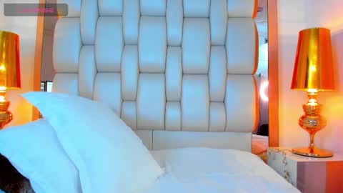 E L L I O T    V E L E Z online show from 02/10/25, 11:23