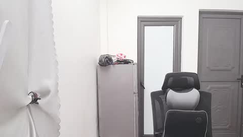 ellsa9x online show from 10/07/25, 02:09