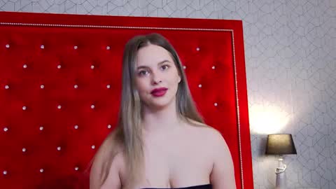 Elsa Jean online show from 01/14/26, 05:13