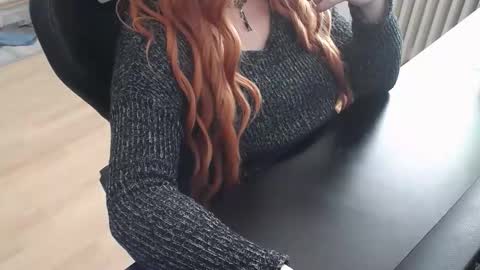 Elly online show from 10/29/25, 09:00