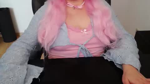 Elly online show from 03/21/26, 08:19