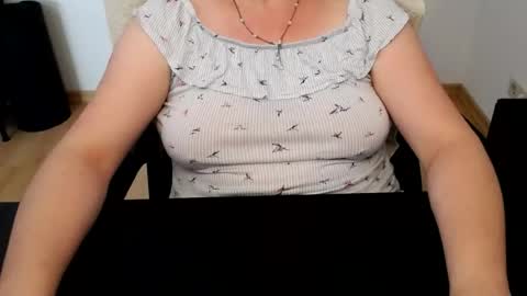 Elly online show from 06/29/26, 11:43
