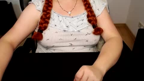 Elly online show from 07/14/26, 06:29