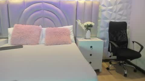 Ellye online show from 07/02/26, 11:16