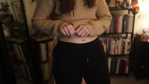 Snapshot of ellynaomi chatting on 11/01/25, 10:56 Elly Naomi online show from 11/01/25, 10:56