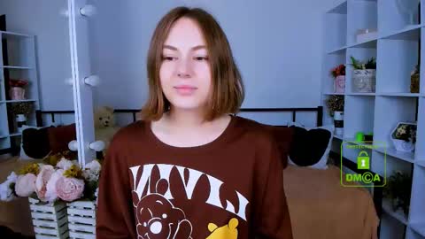 elma_lily online show from 11/21/25, 06:45