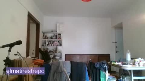 Mati Restrepo online show from 12/14/25, 01:49