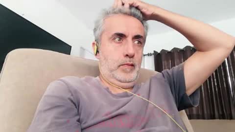 Snapshot of elmejorfvb2 chatting on 02/01/25, 06:19 fer online show from 02/01/25, 06:19