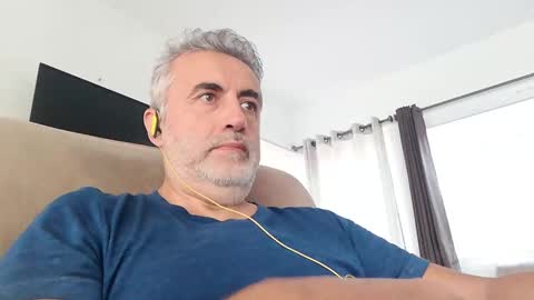 Snapshot of elmejorfvb2 chatting on 03/09/25, 02:21 fer online show from 03/09/25, 02:21