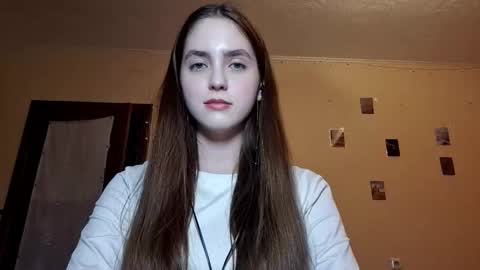 Snapshot of elmeraurora chatting on 02/18/26, 01:29 Kate online show from 02/18/26, 01:29