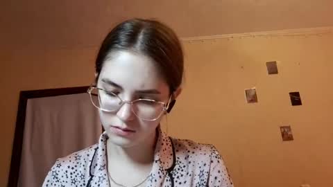 Kate online show from 05/06/26, 07:24