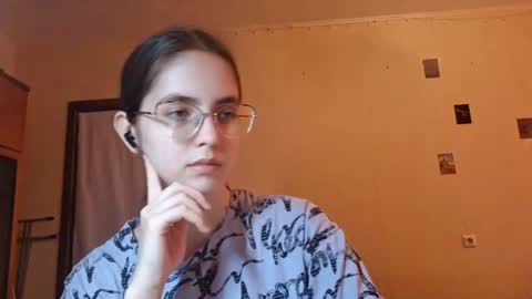 Kate online show from 07/09/26, 10:41