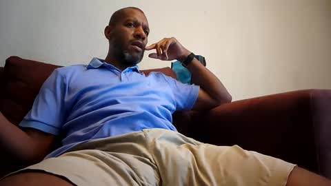 Snapshot of elmorenazogt chatting on 02/05/25, 11:39 My name is Elmore. Please say hello I like to chat with you. If you have requests or dirty talk please use tip online show from 02/05/25, 11:39