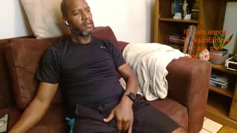 Snapshot of elmorenazogt chatting on 10/03/25, 03:14 My name is Elmore. Please say hello I like to chat with you. If you have requests or dirty talk please use tip online show from 10/03/25, 03:14