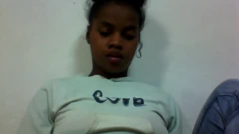 Snapshot of elodie228680 chatting on 06/09/26, 06:08 elodie228680 online show from 06/09/26, 06:08