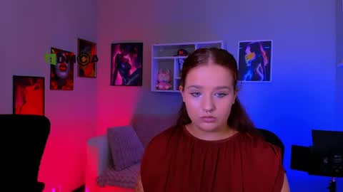 Ella online show from 07/17/26, 09:05