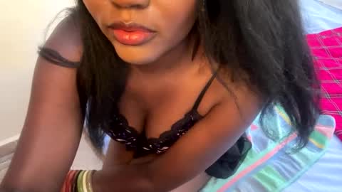 elodylux online show from 08/06/26, 02:41