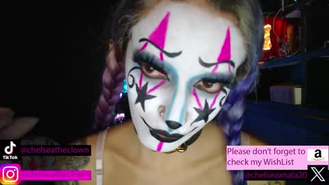 Snapshot of eloise_brown_ chatting on 12/01/25, 04:39 Chelsea Please help me to reach 100 thumbs up online show from 12/01/25, 04:39