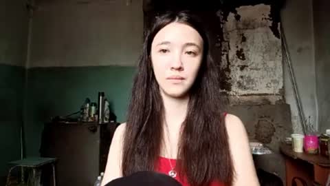 Snapshot of elouisevallian chatting on 06/20/26, 02:25 Elara online show from 06/20/26, 02:25