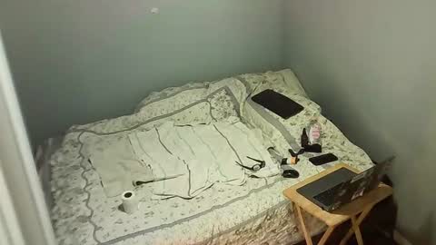 Elpouro online show from 06/19/26, 05:56