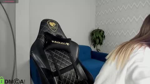 elsa_carterr online show from 11/19/25, 02:06