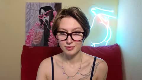 elsaangel online show from 11/25/25, 04:34