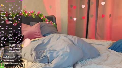 Elsie online show from 02/15/26, 07:51