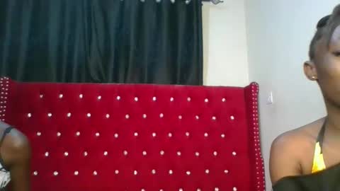 elsiejoy online show from 11/05/25, 07:41