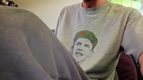 eltonyoo online show from 04/23/26, 11:09