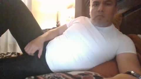 Snapshot of elvecinoequipadote chatting on 03/02/26, 03:19 Peter spidy online show from 03/02/26, 03:19