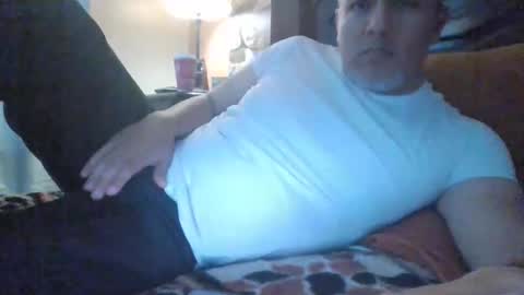 Snapshot of elvecinoequipadote chatting on 03/04/26, 04:02 Peter spidy online show from 03/04/26, 04:02