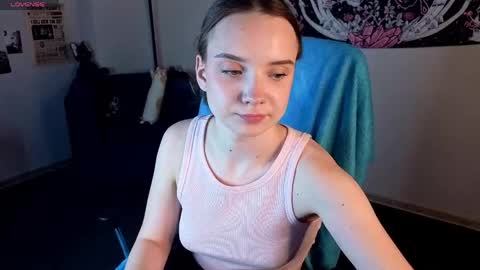 Elvienne online show from 05/21/26, 03:35