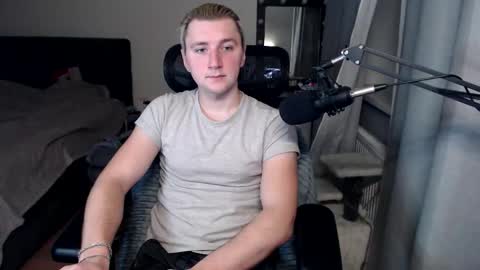 Elvin Vaenight online show from 10/12/25, 11:37