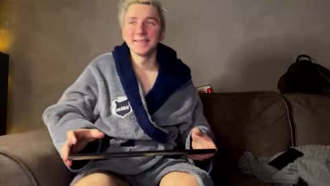 Elvin Vaenight online show from 12/02/25, 01:33