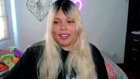 Ely online show from 09/08/25, 05:23