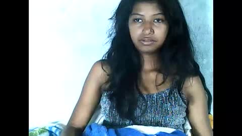 elynah195043 online show from 06/04/26, 06:30