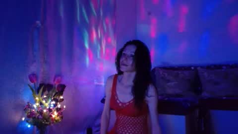 Elisa online show from 01/29/25, 06:39