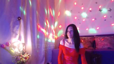 Elisa online show from 06/05/26, 07:08