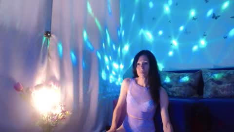 Elisa online show from 06/29/26, 05:24