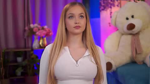 Elyssa online show from 01/08/26, 08:11