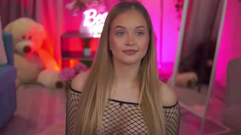 Elyssa online show from 02/22/26, 07:34