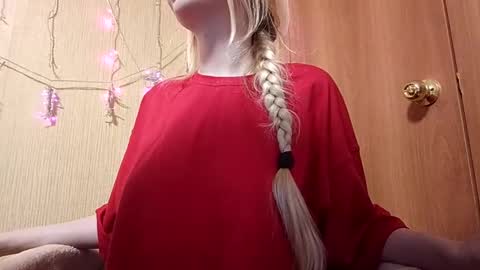 Snapshot of elza_com chatting on 12/11/24, 11:51 Elza Kom online show from 12/11/24, 11:51